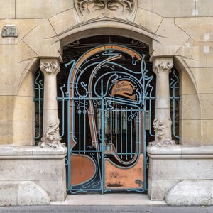The Castel Béranger On Rue De La Fontaine, Paris France — Hector Guimard, Art Nouveau