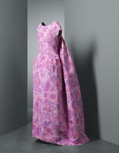 Night Dress — Cristóbal Balenciaga Eizaguirre, Surrealism