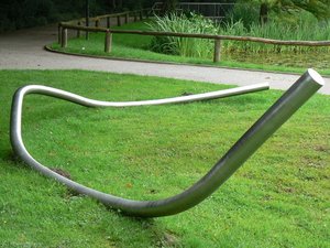 Raumplastik Grosse Kurve I, (1980) — Norbert Kricke
