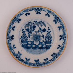 Radkersburg Majolika — Frederik Van Frytom
