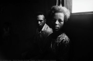 People In Their Homes Near Lassance — シーラ・モーリーン・ビシリアット