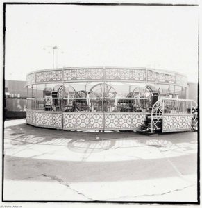 Long Beach Pike (round Ride) — Judy Fiskin