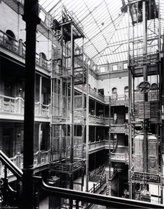 Fairyland In Iron And Glass — Clarence John Laughlin