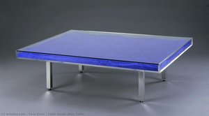 Table bleue (Blue Table)