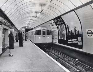 View Of The Platform At Seven Sisters Victoria Line Station — Heinz Zinram