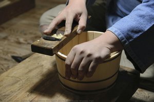Shave the upper block ends, Kyoto Wooden Pail