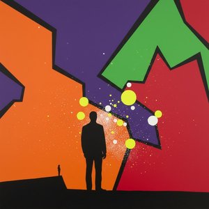 Soledad Fragmentada En Medio Del Caos Monumental De Planos Prismáticos Destrozados — Caroline Pelletier