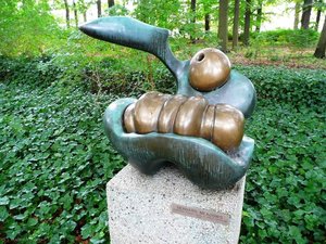 Ukazuyushchaya Figura Srebyon Komopus - (82) — Bernard Meadows