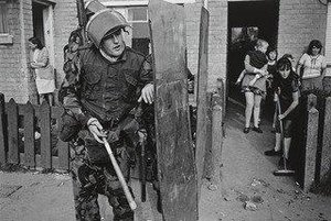 The British Army During A Lull In The Rioting In The Creggan, After Internment, Derry — Gilles Peress