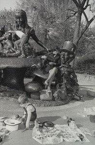 Alice In Wonderland — Tod Papageorge