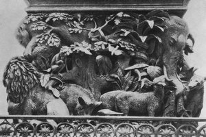 Monument to Krylov (detail)