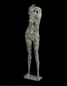 Woman Who Is Undressing — Vittorio Tavernari, Contemporary Sculpture