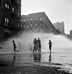 Untitled, Harlem, New York — Gordon Parks, Documentary Photography