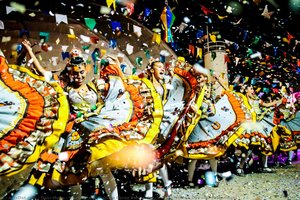 Quadrilha Si Bobiá a Gente Pimba dança no Complexo Cultural Samambaia