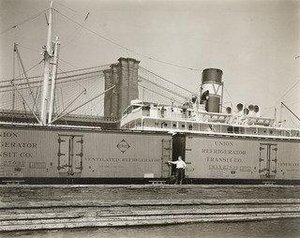 Waterfront From Pier 19, East River, Manhattan — Berenice Abbott
