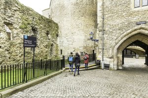 The Wakefield Tower And The Bloody Tower, Tower Of London — Richard Lea Hair, Contemporary Realism