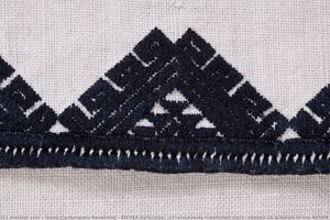 Aievea Collection; \ntransylvania Traditional Shirt;\nbased On Artefact Of The Astra Museum — Ioana Corduneanu Revolving