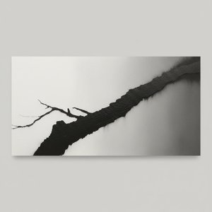 Monolithisches Fragment: Ein Ewiger Abstieg Von Schatten Und Tektonischer Anmut