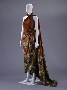 Red satin evening dress in makie-style