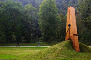 Giant clothespin
