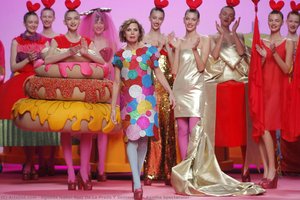 Agatha Spectacular! — Águeda Isabel Ruiz De La Prada Y Sentmenat, Contemporary Eclectic Joyful