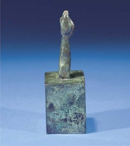 Single Female Figure — Henry Moore