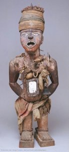 Nail and blade oath-taking figure
