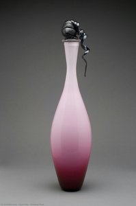 Kisaeng Vase — Gyun Hur
