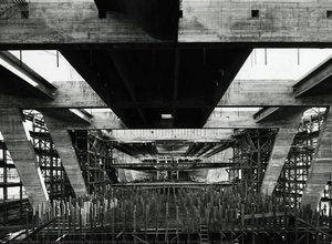 Structuring Of Two Interior Floors Of The Exhibition Building — Gisèle Aertsens