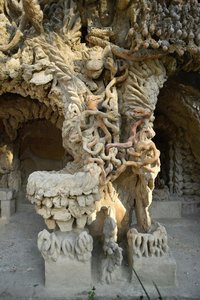 Snakes (detail Of The Ideal Palace) — Ferdinand Cheval