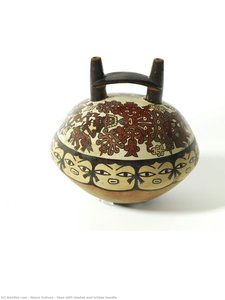 Vase with double and bridge handle