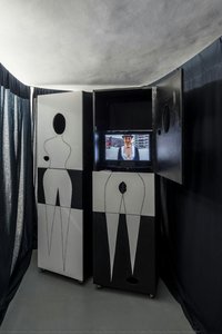 The Zigzag Woman, Magic Box. Inside: The Zigzag Woman, Guangzhou — Francesca Grossi, Vera Maglioni, Contemporary Conceptual Art
