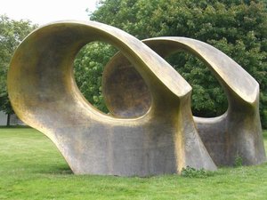 Double Oval — Henry Moore