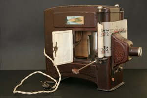 Projector For Children — Payá Brothers