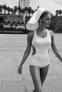 The American Actress Sharon Tate, In Matters For Harper — Otto Stupakoff