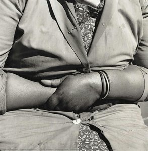 Child Minder, Joubert Park, Johannesburg (from The Particulars Serie) — David Goldblatt, Documentary Photography