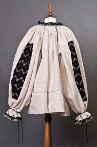 AIEVEA collection; \nTransylvania traditional shirt;\nbased on artefact of the National Museum of the Romanian Peasant