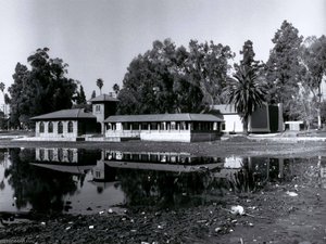 Plaza de la Raza