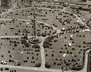 Trinity Churchyard — Berenice Abbott