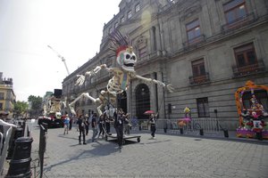 Ensayo En El Centro Histórico — Colectivo Última Hora And Juan Vázquez Morales