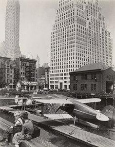 Downtown Skyport, Foot Of Wall Street, Manhattan — Berenis Abot