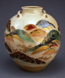 Tea Leaf Jar with Design of Mt.Yoshino (Important Cultural Property)