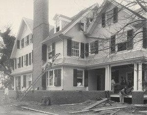 The Treasurer's Residence Built And Finished Largely By Students — Frances Benjamin Johnston