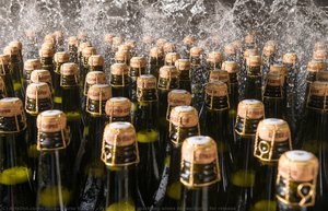 Preparation of sparkling wines Abrau-Durso for release