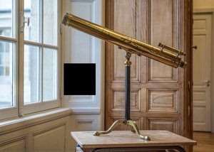 Astronomical and terrestrial telescope