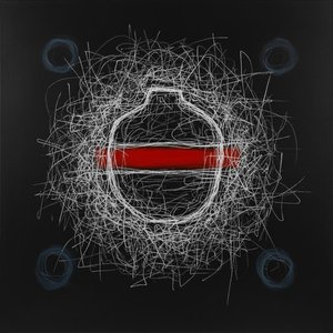 Fractura Celestial: Un Estudio Singular De Tensión Carmesí Y Caos Luminoso