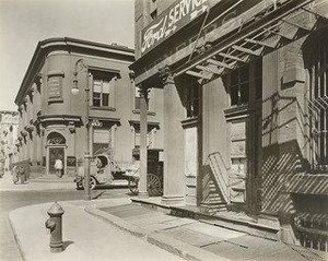 Corner Of East 10th Street And Avenue D, Manhattan — Berenis Abot
