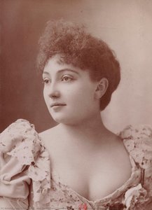 Jane Pierny Dans Champignol Au Théâtre Des Nouveautés — Félix Nadar
