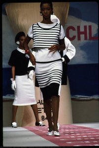Runway Photograph Of Chloé, Spring/summer 1984 Collection — Karl Otto Lagerfeld