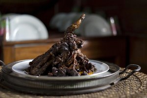 Rendang Minang Legacy To The World — Reno Andam Suri